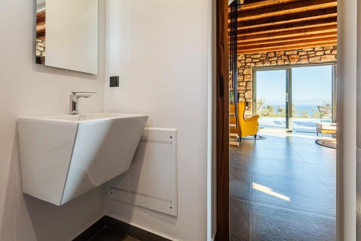 Gerakada Exclusive-Seaview Villa With Private Pool Koroni  Exterior photo