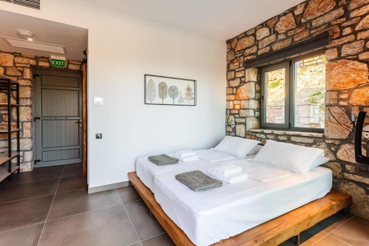 Gerakada Exclusive-Seaview Villa With Private Pool Koroni  Exterior photo